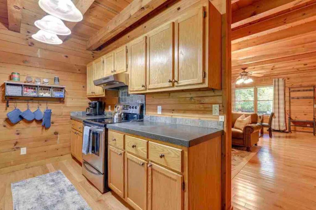 Holiday home Cozy Creekside