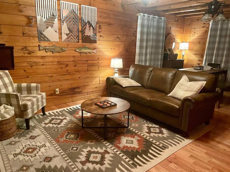 Holiday home Cozy Creekside *